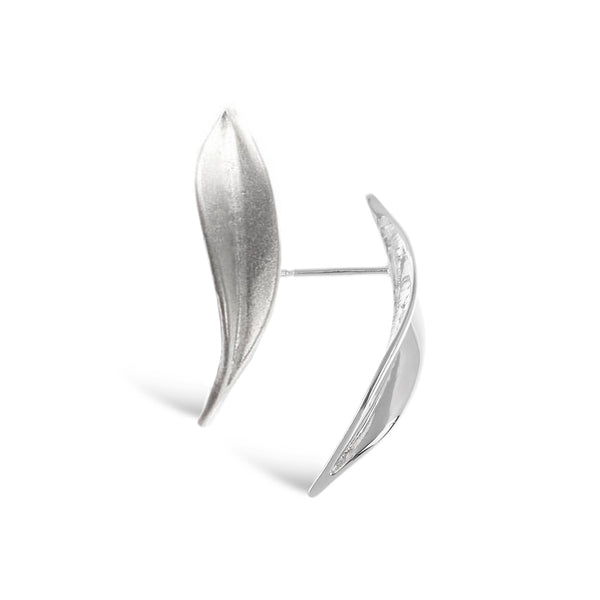 CLS Mavilo Curved Leaf Stud Earrings Silver Matt Finish