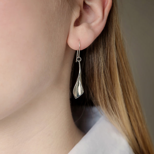 Lilium Calla Lily Earrings