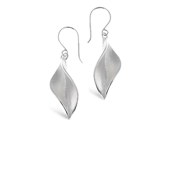 Mavilo Leaf Earrings