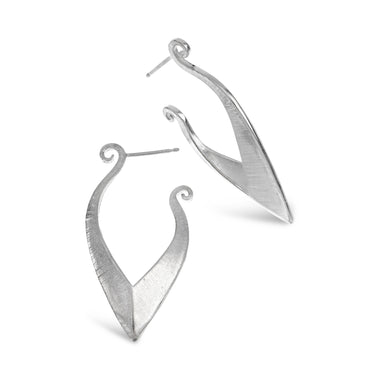 VS8 Dreki Longship V Shape Earrings Silver