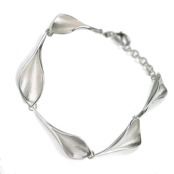 WBR Lilium Calla Lily Bracelet Silver